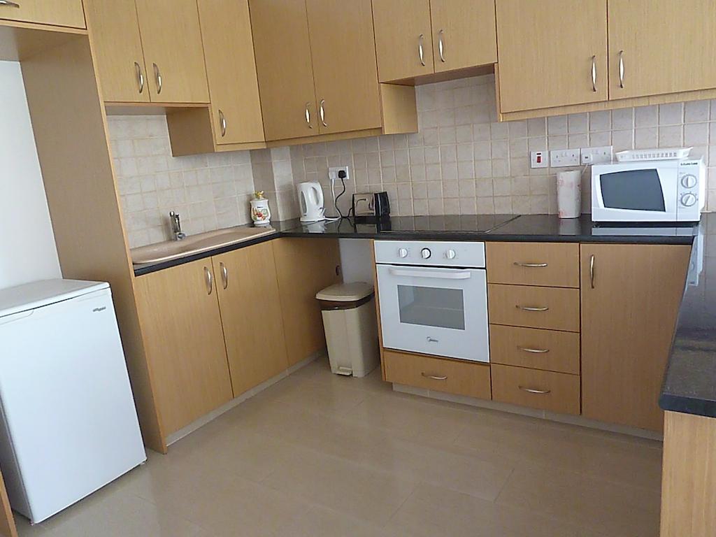 Valentinos Apartments Paphos ห้อง รูปภาพ